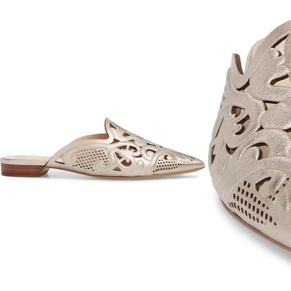 Vince Camuto mules - Picture 3 of 8